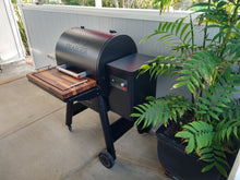 Load image into Gallery viewer, BBQ Boards®, Traeger Ironwood 650 Front Board